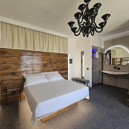 Hotel Dada And Sea *