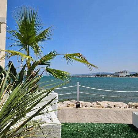 Dada And Sea Hotel *