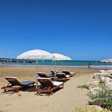Dada And Sea Hotel