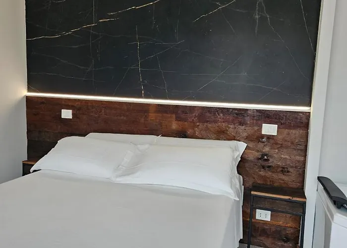 Hotel Dada And Sea *